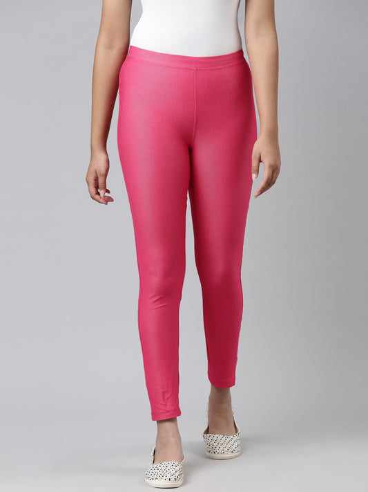 Girls Jeggings vs Leggings: What's the Difference?