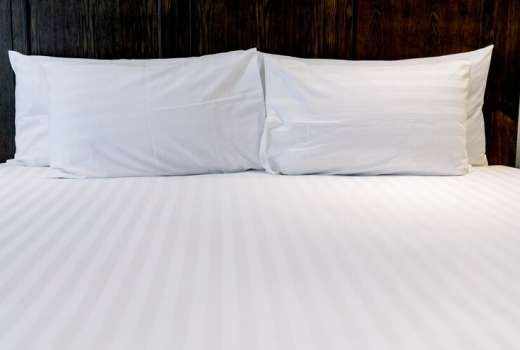 How Premium Cotton Bed Linen Elevates the Guest Sleep Experience