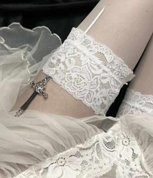 Hold my babies darling <3