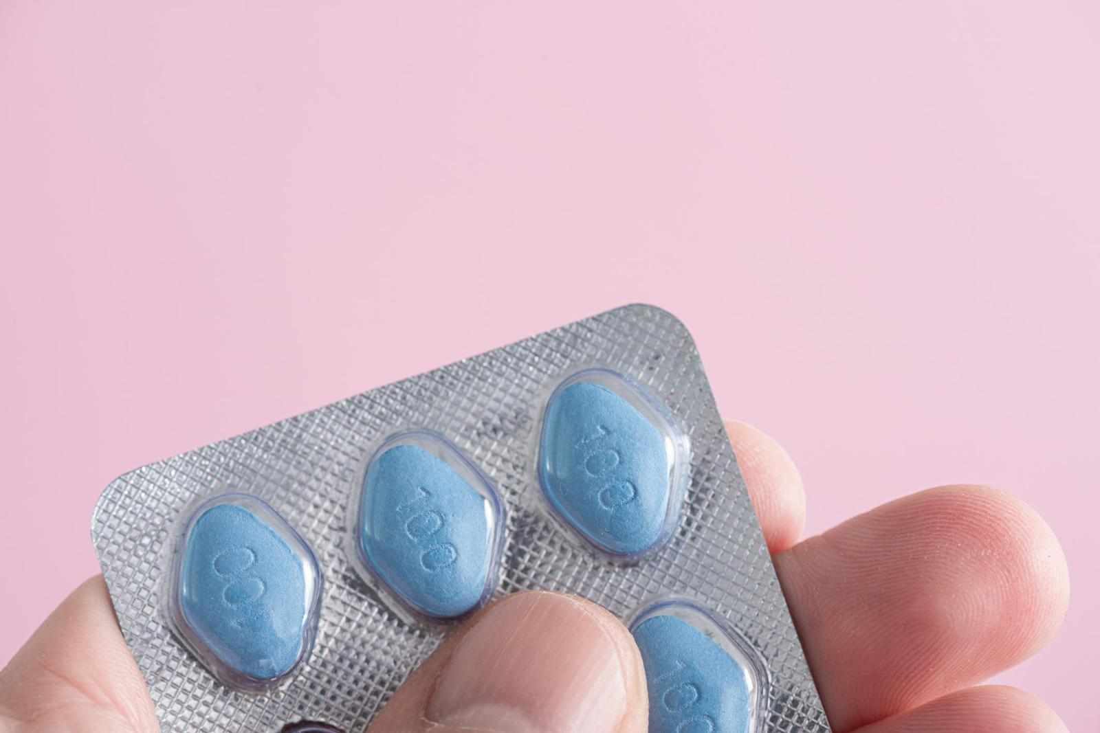 Comprendre le prix du Cialis générique, du Tadalafil générique 10 mg et du Kamagra 100 mg : un guide simple
