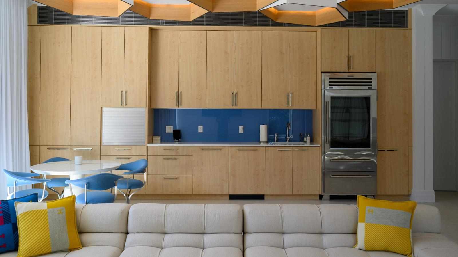 10 Small Space Design Tips: Maximize Tiny Home Space, Storage, and Functionality