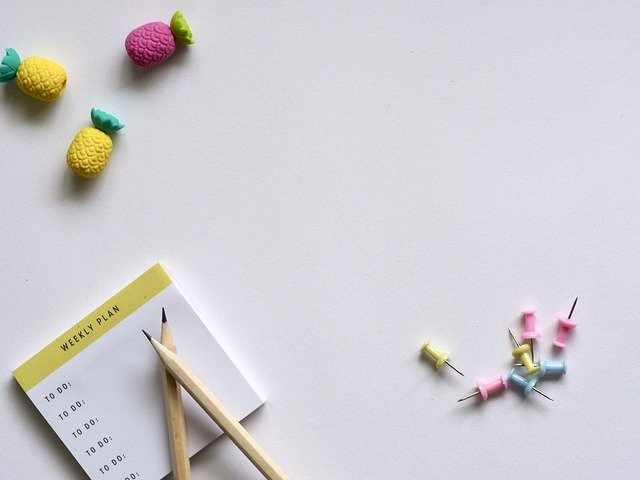 My Experience with Modern Essay Writing Services: How essaywriter.help Actually Helps Students