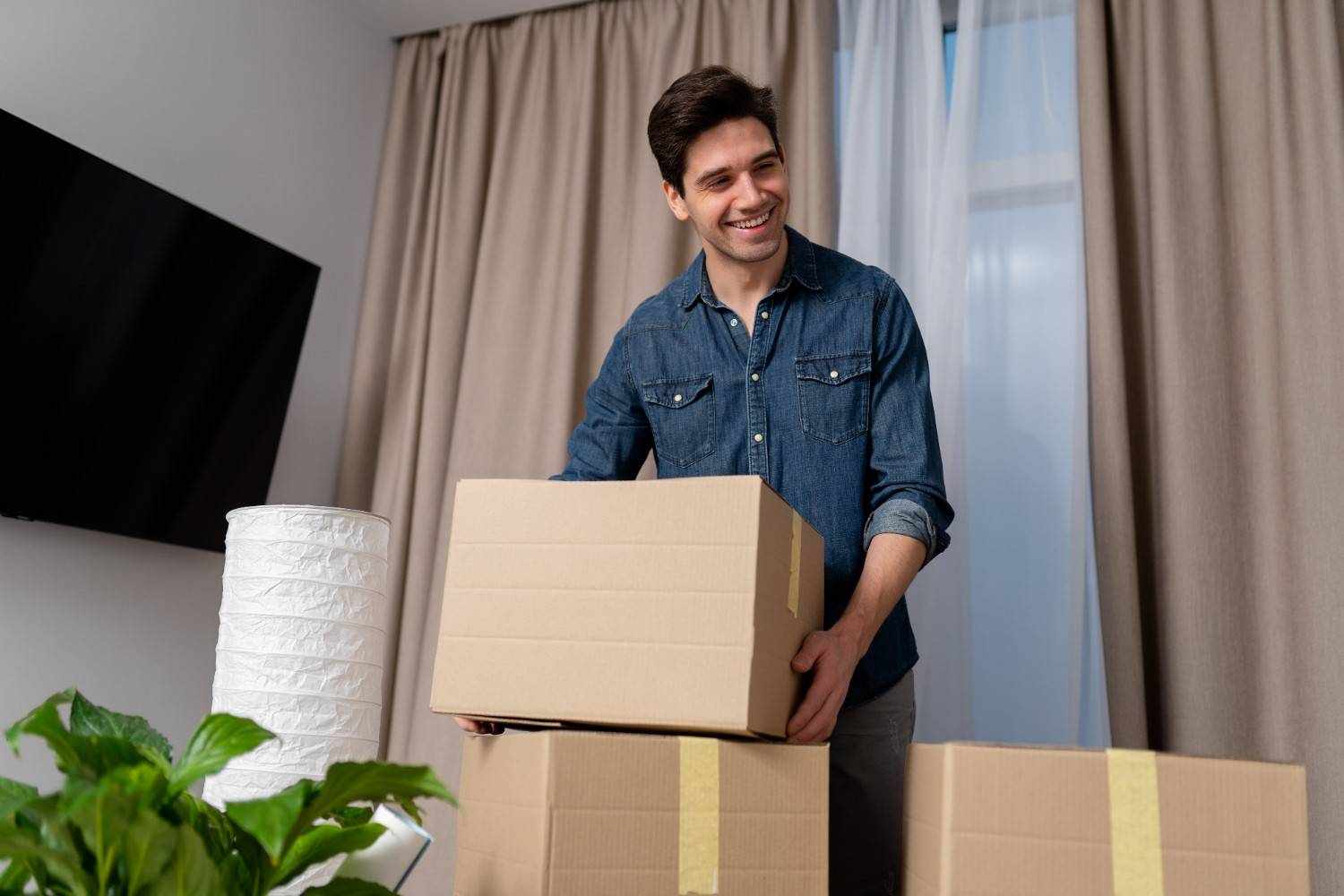 Hidden Moving Costs Frustrating You? Transparent Local Residential Movers by Shine Movers