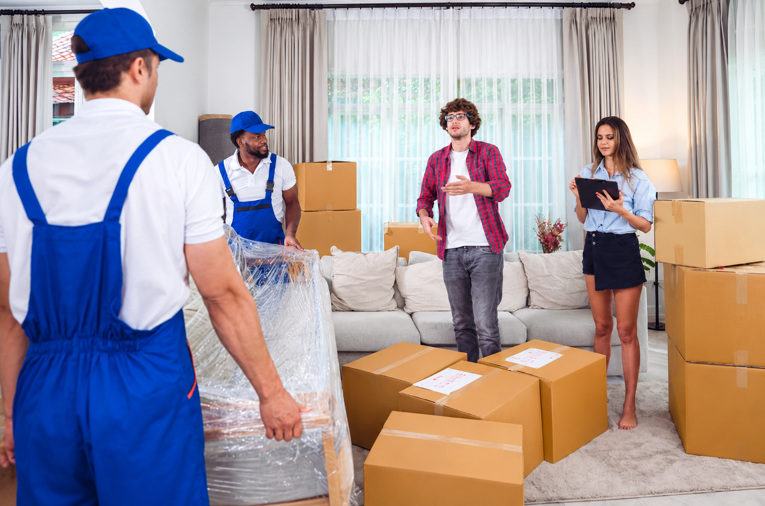7 Reasons to Choose Professional Furniture Removalists Adelaide for a Stress-Free Move