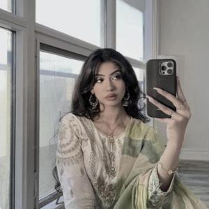 𝑰𝒓𝒂𝒂𝒂♡ logo