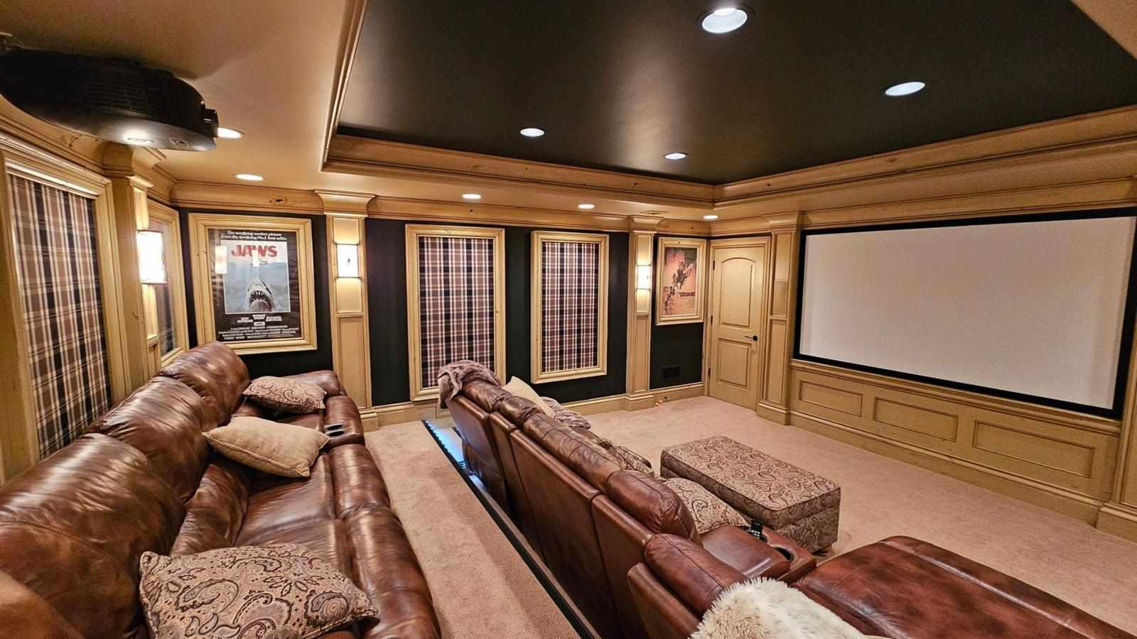 8 Shocking Benefits of Owning a Home Theatre Projector Nobody Talks About