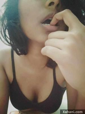 Busty slut gets a forceful buttfucking in the woods🔞♨️🔥