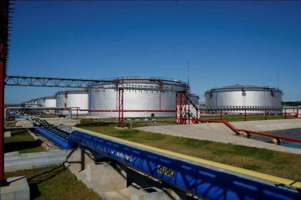 Reliable Tank Farm Services by Alpe Vastgoed BV