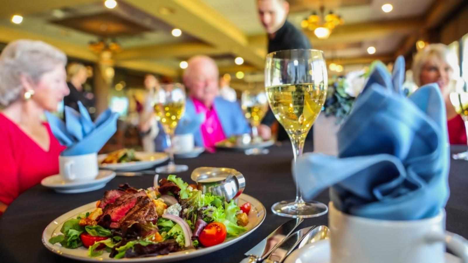 What Kind of Variety Can You Expect From Dining in Sun City West