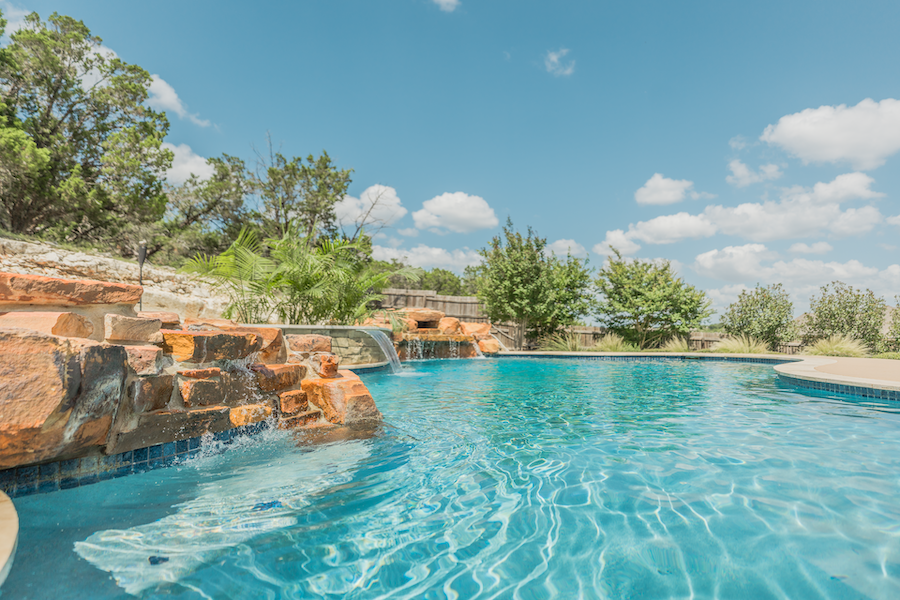 Swimming Pool Contractor in San Antonio: Everything You Need to Know