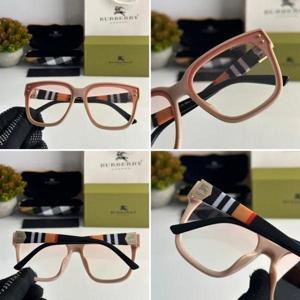 What are First Copy Sunglasses?