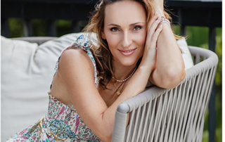 Julia Blank Inspiring Success Through Perseverance and Innovation