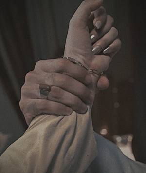 𖹭 C h a p t e r - 0 4 𖹭