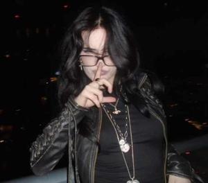 𝕾𝖎𝖓𝖌𝖍 ★ logo