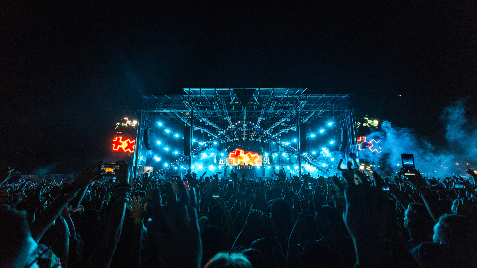 Integrating Paging Systems with Audio and Visual Solutions in Australian Venues