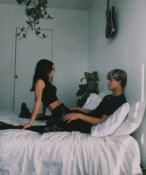 Sex with swap partners with another couple πππ