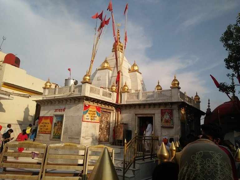 How Ropeway Service Works at Naina Devi Temple, Bilaspur, Himachal Pradesh