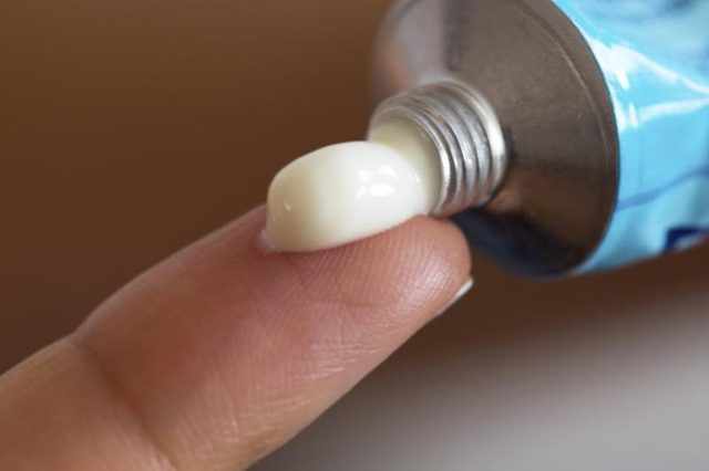 Dry Skin Ointments: The Complete Relief and Care Guide