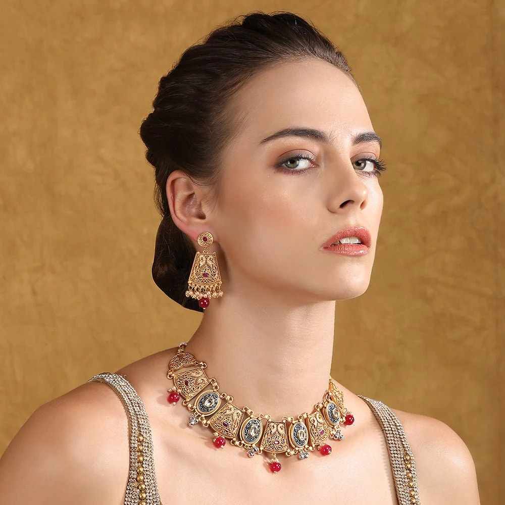Artificial Jewelry: Celebrating Culture and Empowering Modern Fashion