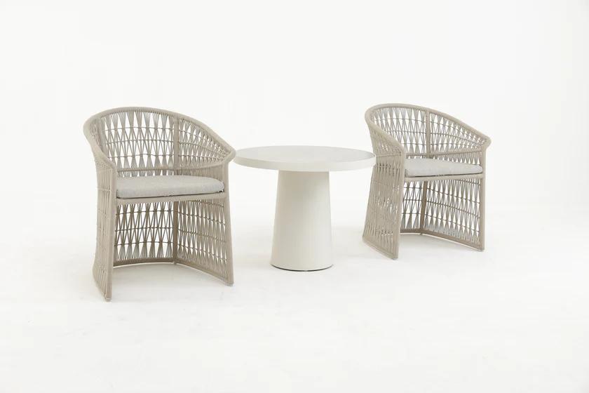 Balcony And Outdoor Chairs: Convert Your Outdoor Space into A Peaceful Haven with Carefully Chosen Furniture Pieces!