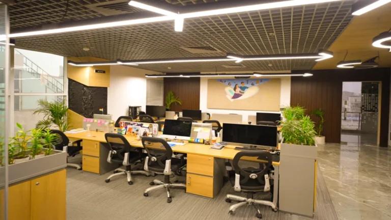 Modular Office Furniture: Transforming Modern Workspaces