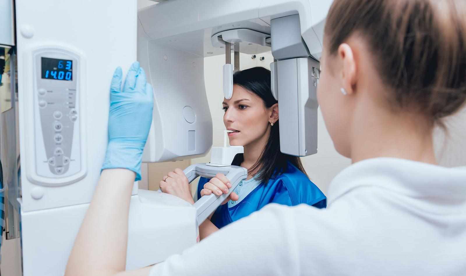 Why choosing a local emergency dentist Canberra matters during a crisis?