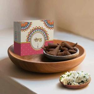 The Ultimate Guide to Organic Dhoop: Embracing Natural Aromas for Wellness and Spirituality