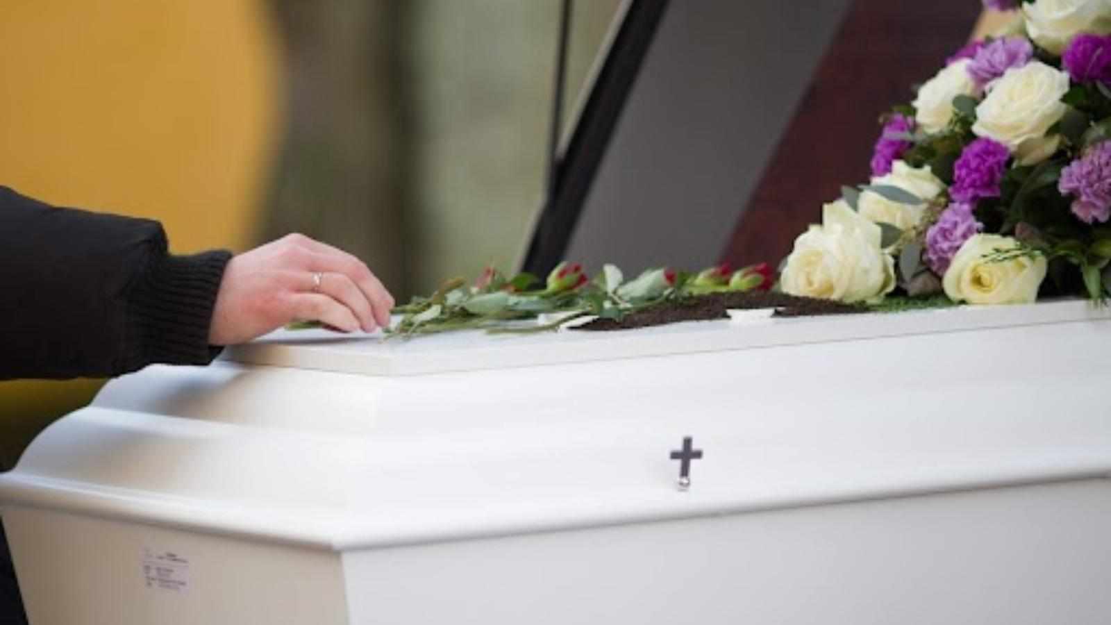 How Do Funeral Homes in Blue Bell, PA Help You Say the Perfect Goodbye?