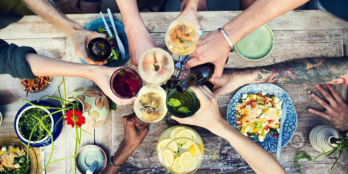 6 Key Trends Reshaping the Food & Beverage Industry in 2025