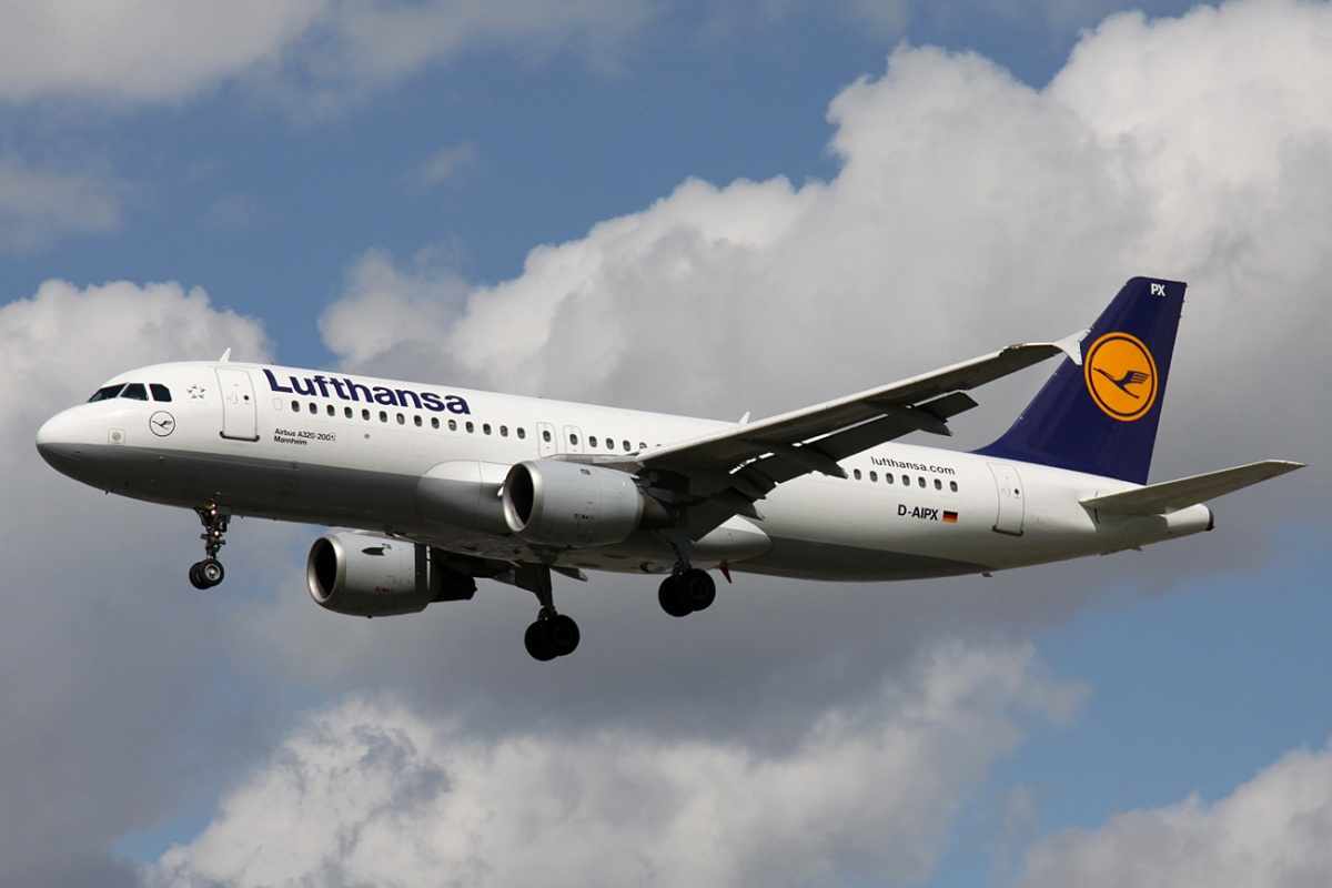 Lufthansa Airlines Cancellation Policy + 1-877-419-4448