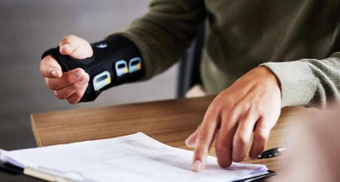 Why Hire a Phoenix Car Accident Lawyer?