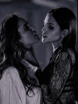 Catching Mommy: Blackmailing a MILF