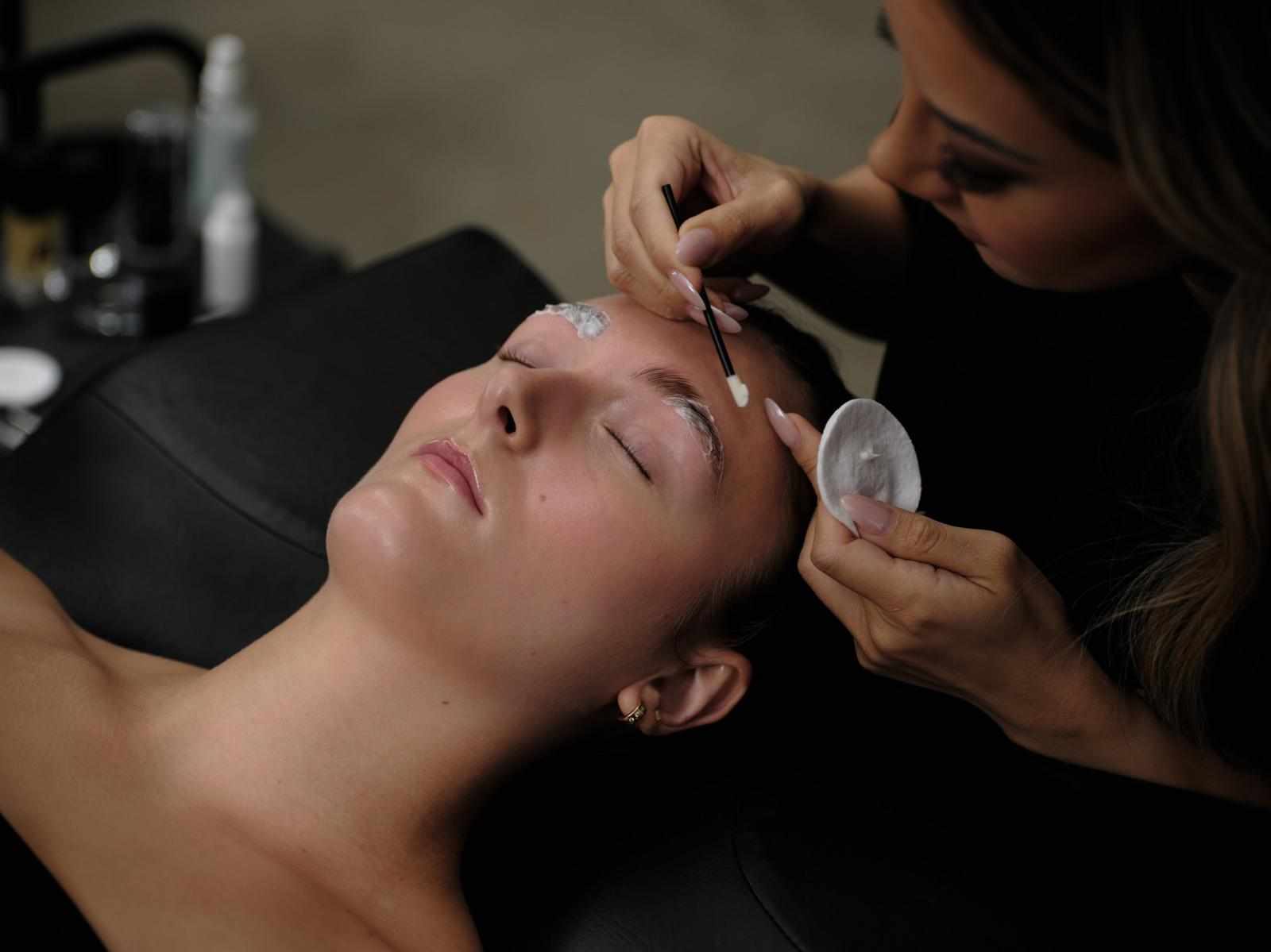 Lash Love Language: Client Appreciation Ideas for Your Lash Business
 – Sugarlash PRO