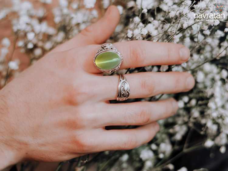 Unveiling the Mystique: The Allure of Cat's Eye Gemstone