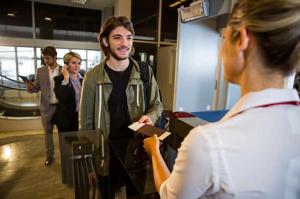 Alaska Airlines Check-In Guide 2025:  Updated Policy