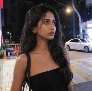 AnushKaa🧿 logo