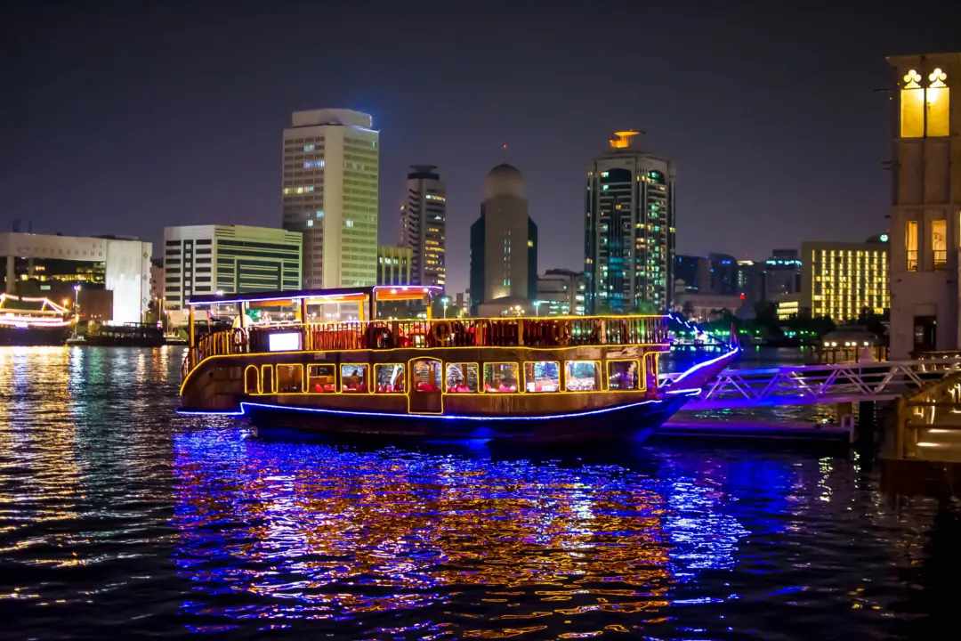 Dubai Marina Dhow Cruise With Dinner