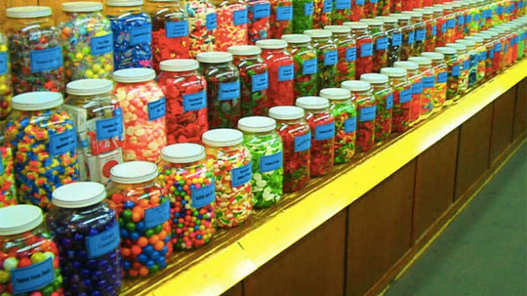 United States Candy Market: Size, Trends, and Growth Dynamics 2025-2032
