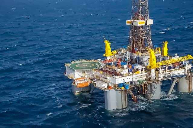 Global Offshore Drilling Market: Size, Trends, and Strategic Outlook 2025-2032
