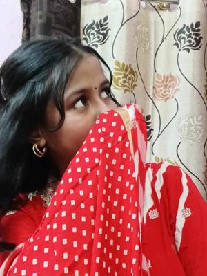 Suruti Mishra 💋 logo