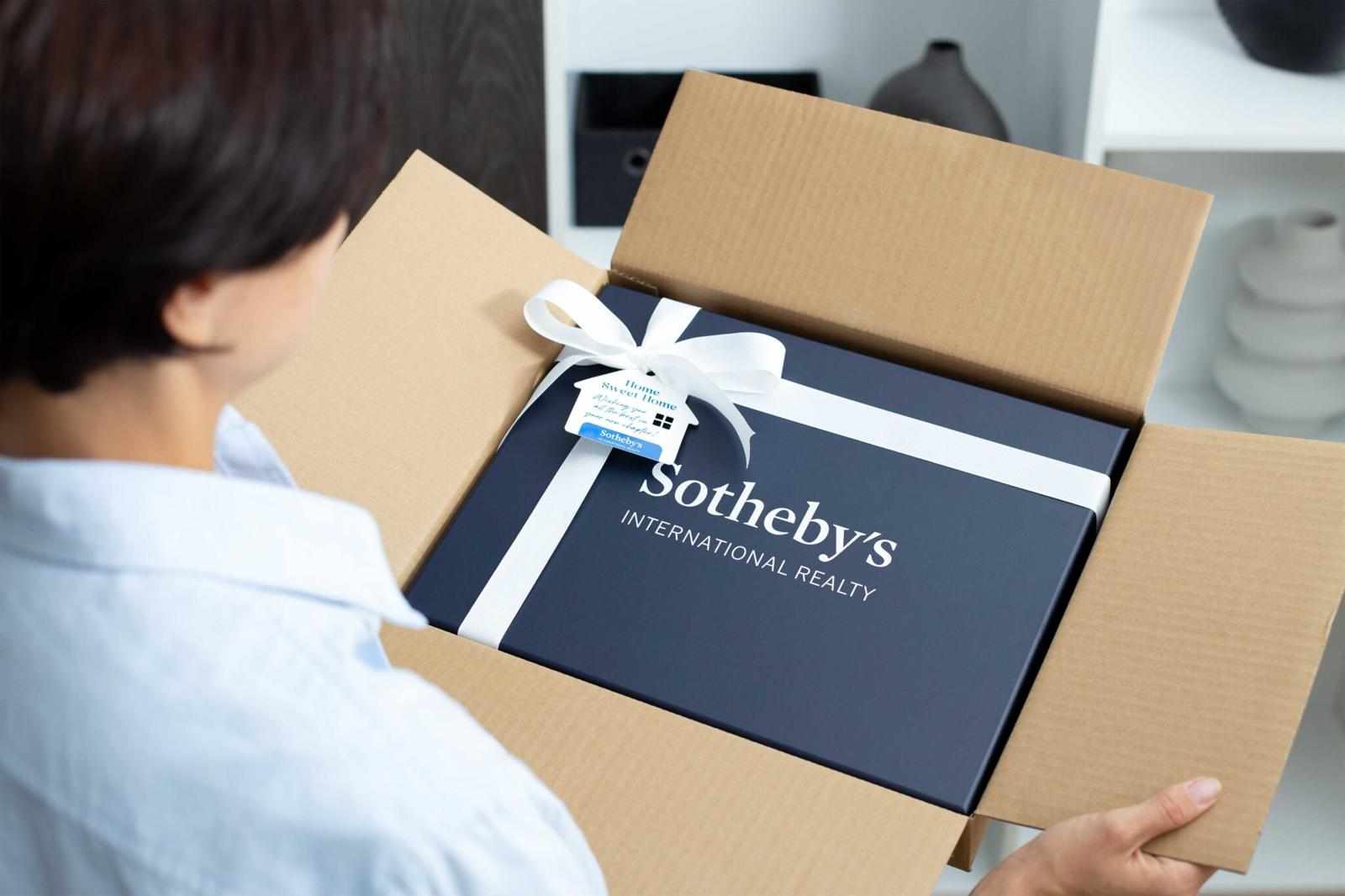 Wooden Kitchen Gifts: Functional and Sentimental Ideas