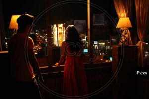 क्योंकि खुद को रोकना अब मुश्किल हो रहा है, आर्या।”