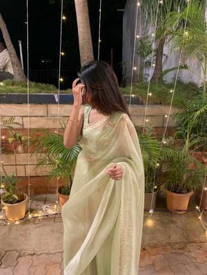 uff...sooo hot🥵...and sexy 🥵you father-in-law..