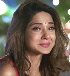 "बहुत शौक चढ़ा है तुम्हें मेरी बीवी बनने का, "period cramps"