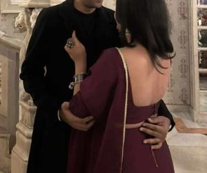 "तुम्हें पाना चाहता हूँ… अपने नाम से।”