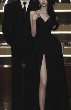 "अफ्फ क्या हुस्न का दीदार हुआ है .....सुबह-सुबह।।