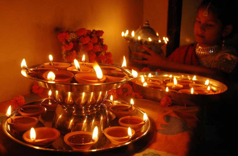 Help Scroll reach 5,000 members this Diwali