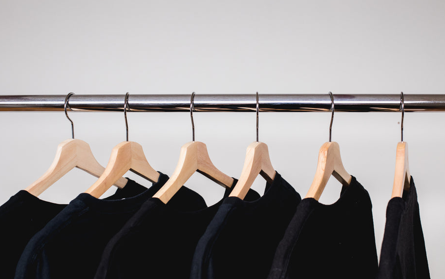 Top 5 Wholesale Clothing Companies in Cleveland, OH