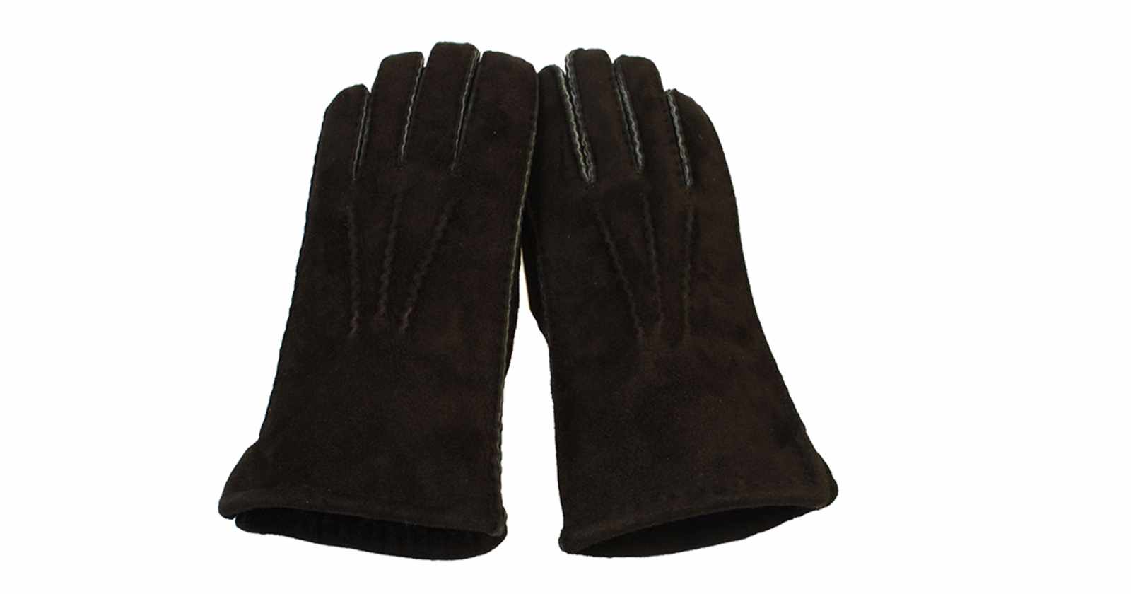 Warm Hands, Cozy Style: The Timeless Charm of Sheepskin Gloves