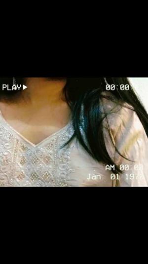 Srishti Tripathi logo